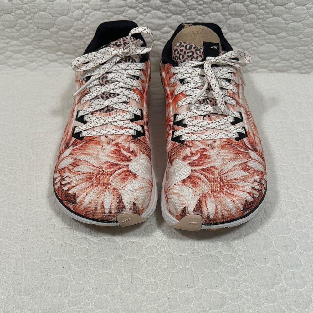 Altra Women’s Escalante 3 Floral Women's Sneakers